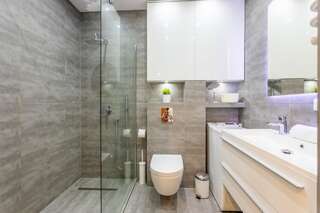 Апартаменты Ambria Apartments Platan Complex Свиноуйсьце Two-Bedroom Apartment SUNSET-6