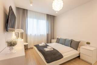 Апартаменты Ambria Apartments Platan Complex Свиноуйсьце Two-Bedroom Apartment SUNSET-7